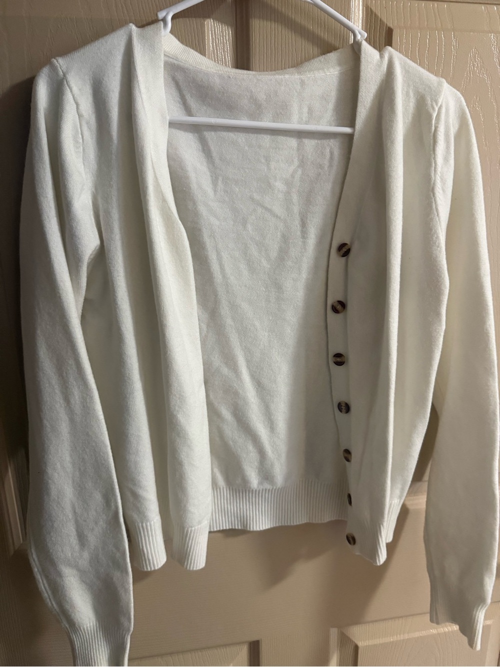 Women's Cream Button-Front Sweater Cardigan